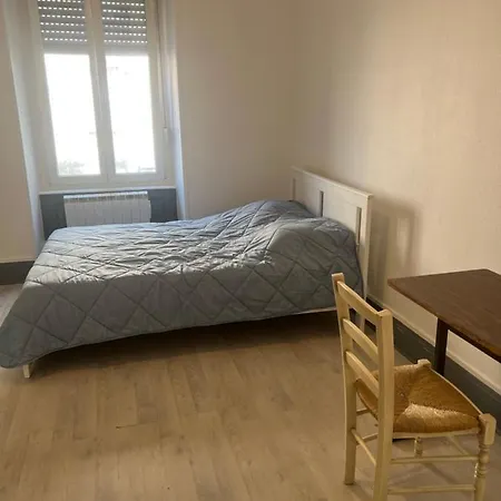 F2 Proche Hypercentre Apartment *